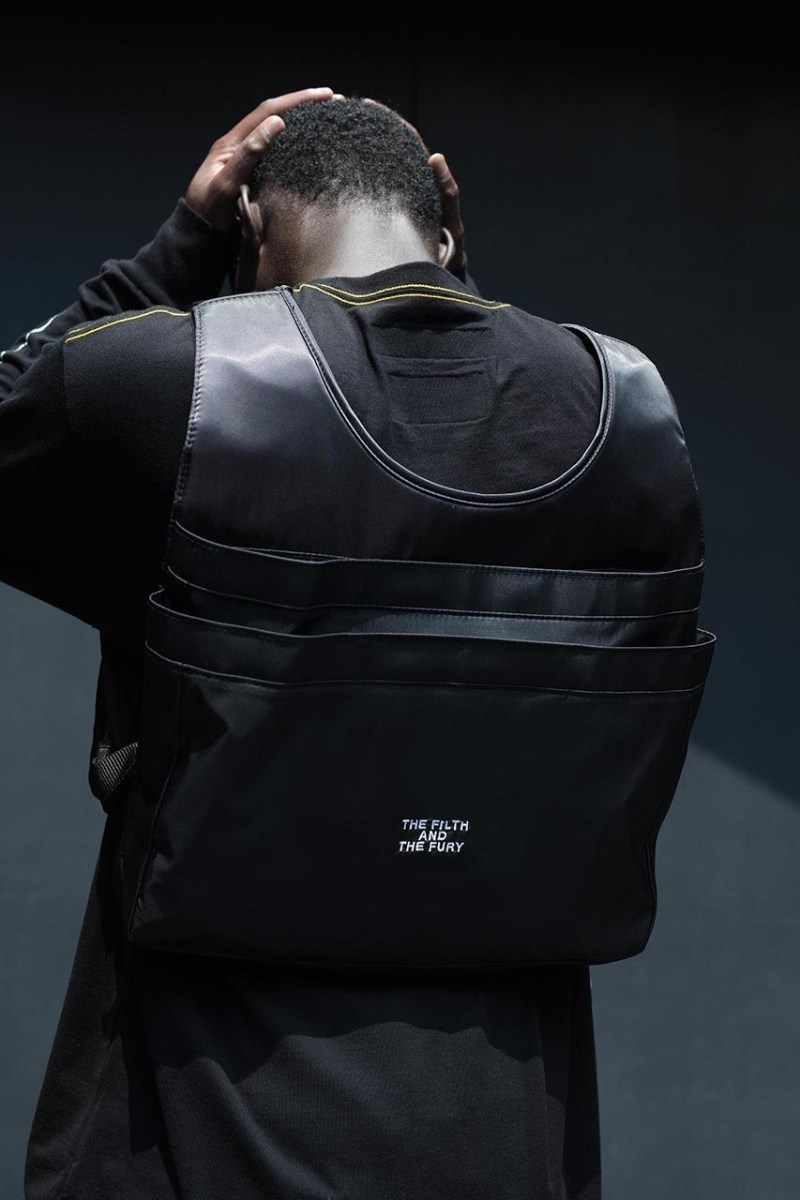 NEIGHBORHOOD x Eastpak æææé è»äºé¢¨æ ¼è¯åç³»å