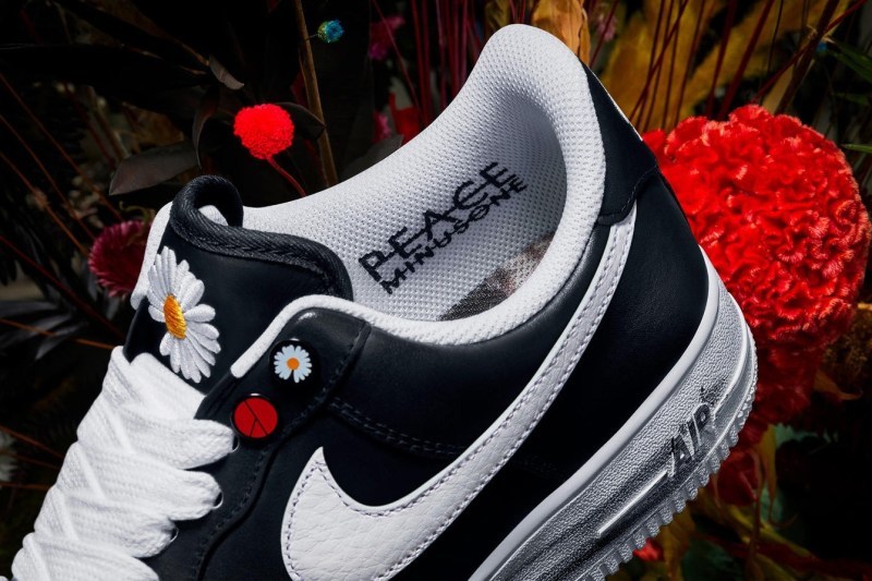 G-Dragon æå Nike x PEACEMINUSONE è¯ä¹ Air Force 1 å:registered:æ¹å輯ç¼ä½