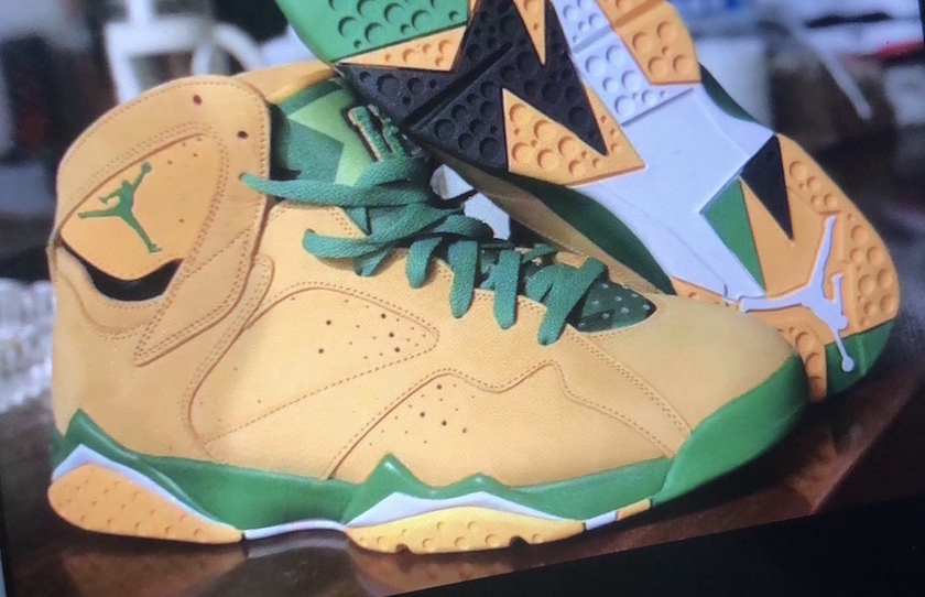 Air Jordan 7 Oregon Ducks Yellow