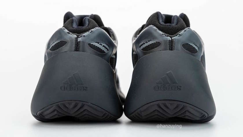 adidas Yeezy 700 V3 Black H67799åå:registered:æ¥æ