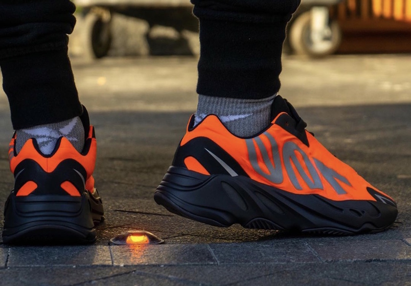 吸睛黑橙3m反光配色全新yeezy700mnvn即将发售