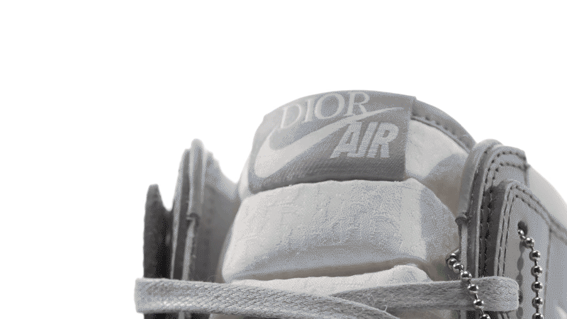 14-200304111Z3.gif