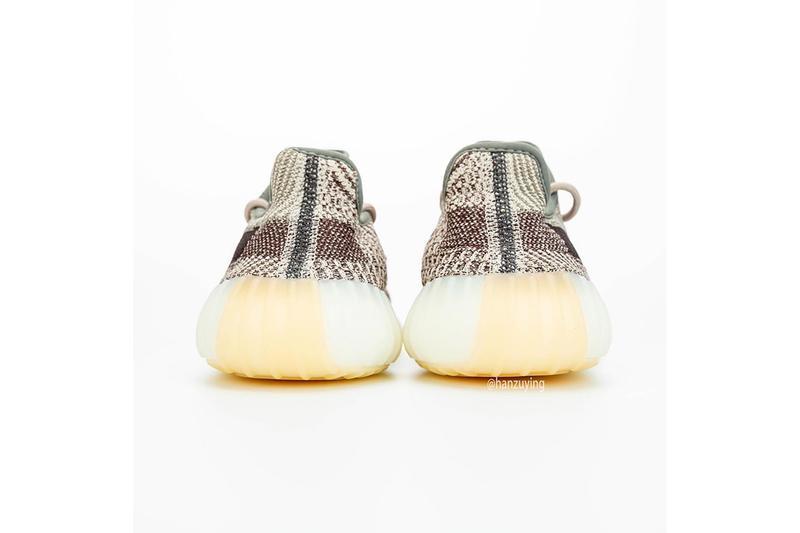 çåé è¦½ YEEZY BOOST 350 V2 ææ°éè²ãZYONã