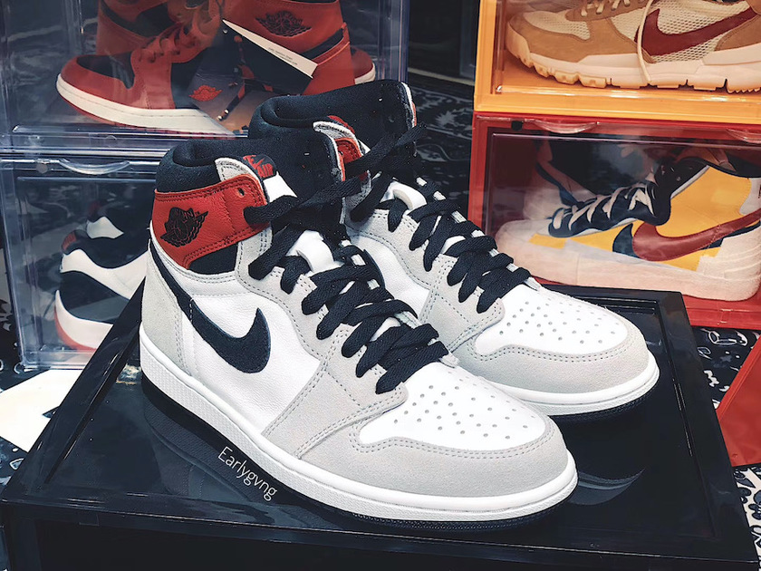 Air Jordan 1 High OG Light Smoke Grey 555088-126 Release Date