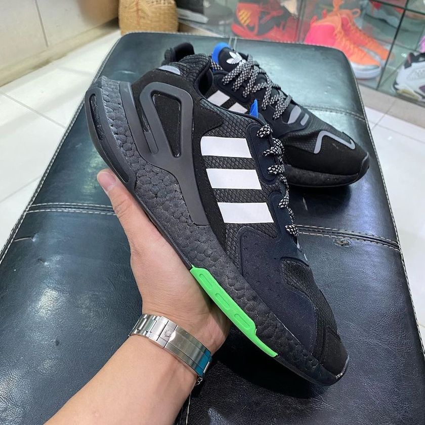 adidas Nite Jogger 2020åçå叿¥æ
