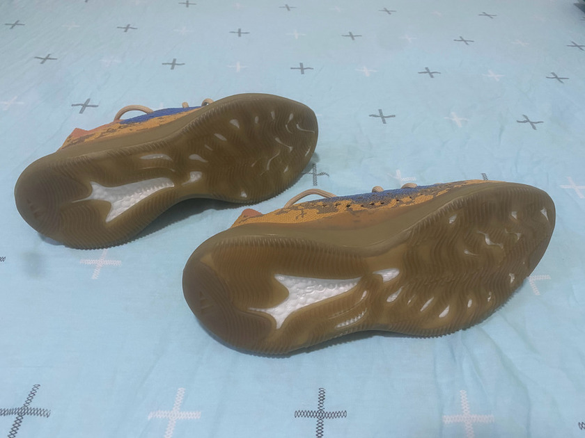 adidas Yeezy Boost 380 Blue Oat Q47306åå:registered:æ¥æå:registered:ä»·