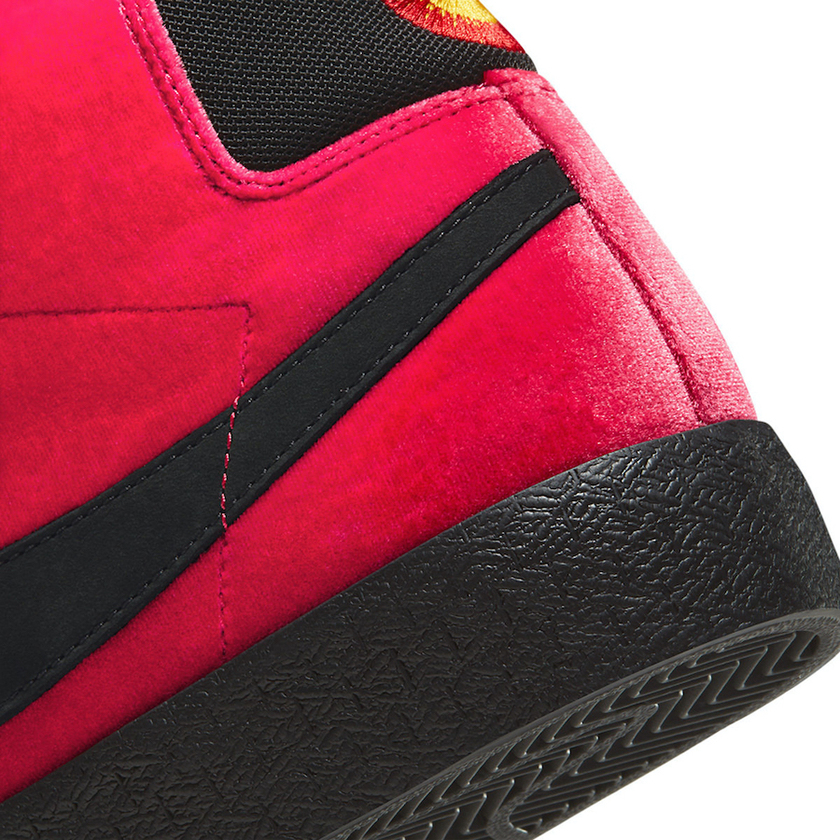 å¯æÂ·å¸æå¾·å:copyright:ï¼Kevin Bradleyï¼Nike SB Blazer Mid Hellåå:registered:æ¥æ