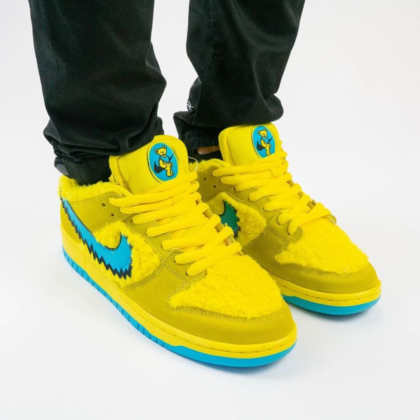 “五只熊”Dunk SB之小黄熊细节近赏,穿搭效果也相当出彩 NIKE耐克 第15张 “五只熊”Dunk SB之小黄熊细节近赏,穿搭效果也相当出彩 NIKE耐克 第15张