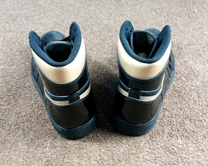 Air Jordan 1 Patent Black Gold 555088-032 Release Date