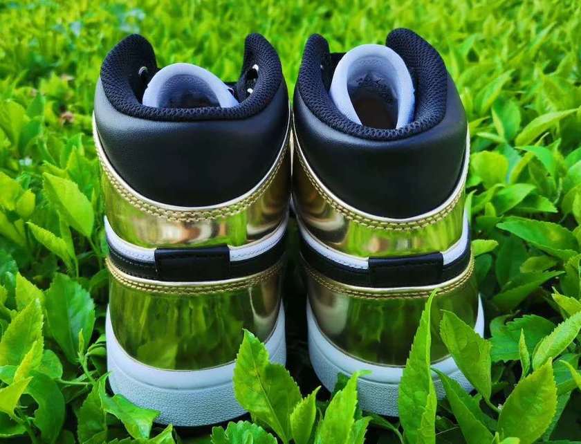 Air Jordan 1 Mid White Metallic Gold Release Date