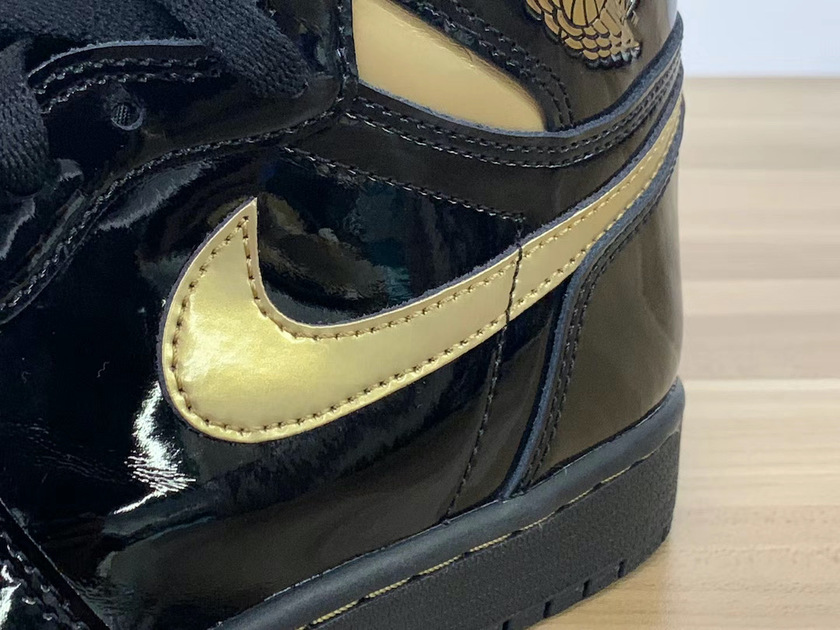Air Jordan 1 Patent Leather Black Gold 555088-032åå:registered:æ¥æå:registered:ä»·