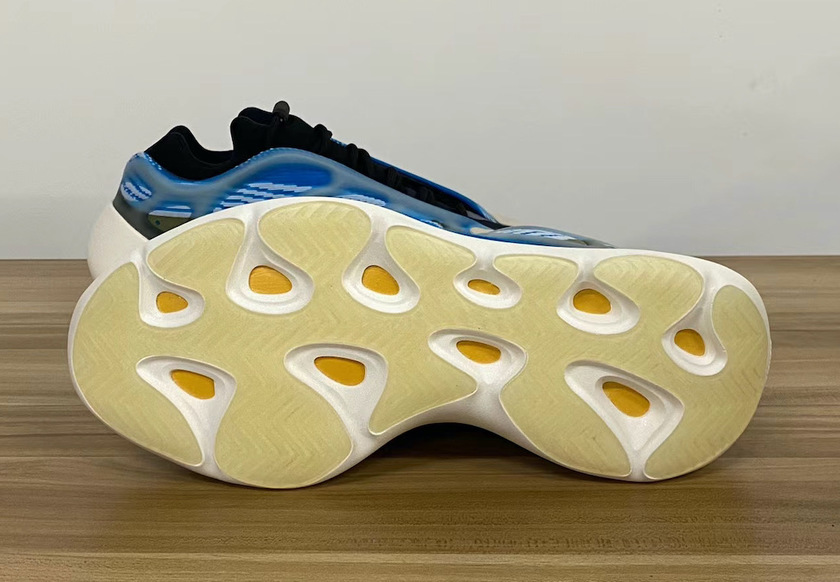 adidas Yeezy 700 V3 Azarethåå:registered:æ¥æä»·æ ¼
