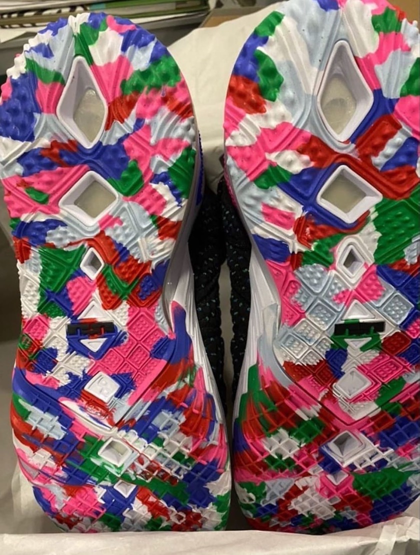 Nike LeBron 18 James Gang CQ9283-002åå:registered:æ¥æ