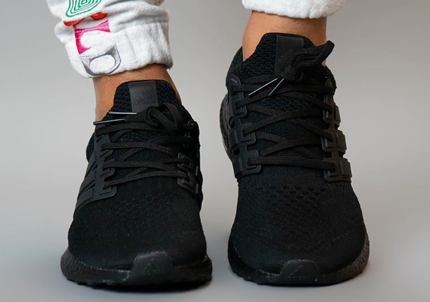 Pharrell Parley adidas Ultra Boost Black Future H01893åå:registered:æ¥æ