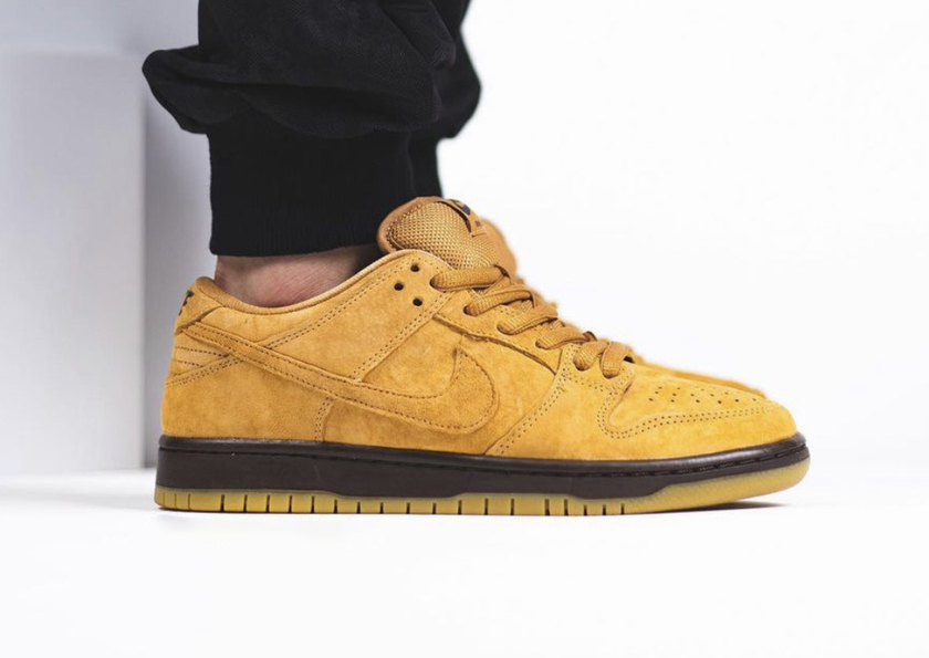 Nike SB Dunk Low Wheat Mocha BQ6817-204 Release Date On-Feet