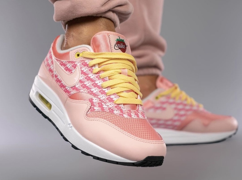 Nike Air Max 1 Strawberry Lemonade CJ0609-600 Release Date On-Feet