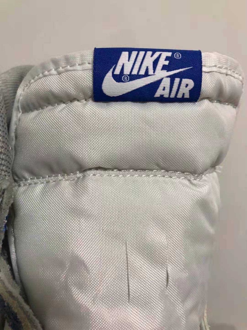 Air Jordan 1 High OG Hyper Royal 555088-402 Release Date