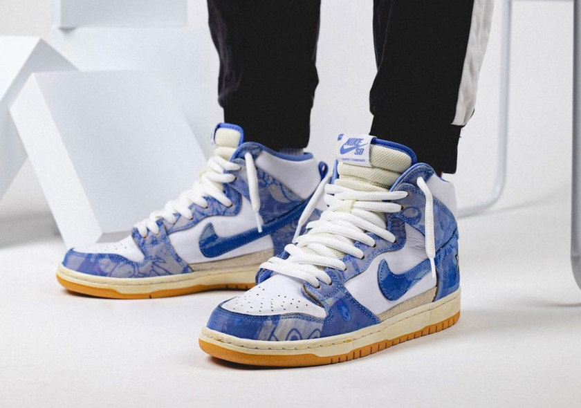 å°æ¯¯å¬å¸Nike SB Dunk High CV1677-100åå:registered:æ¥æ