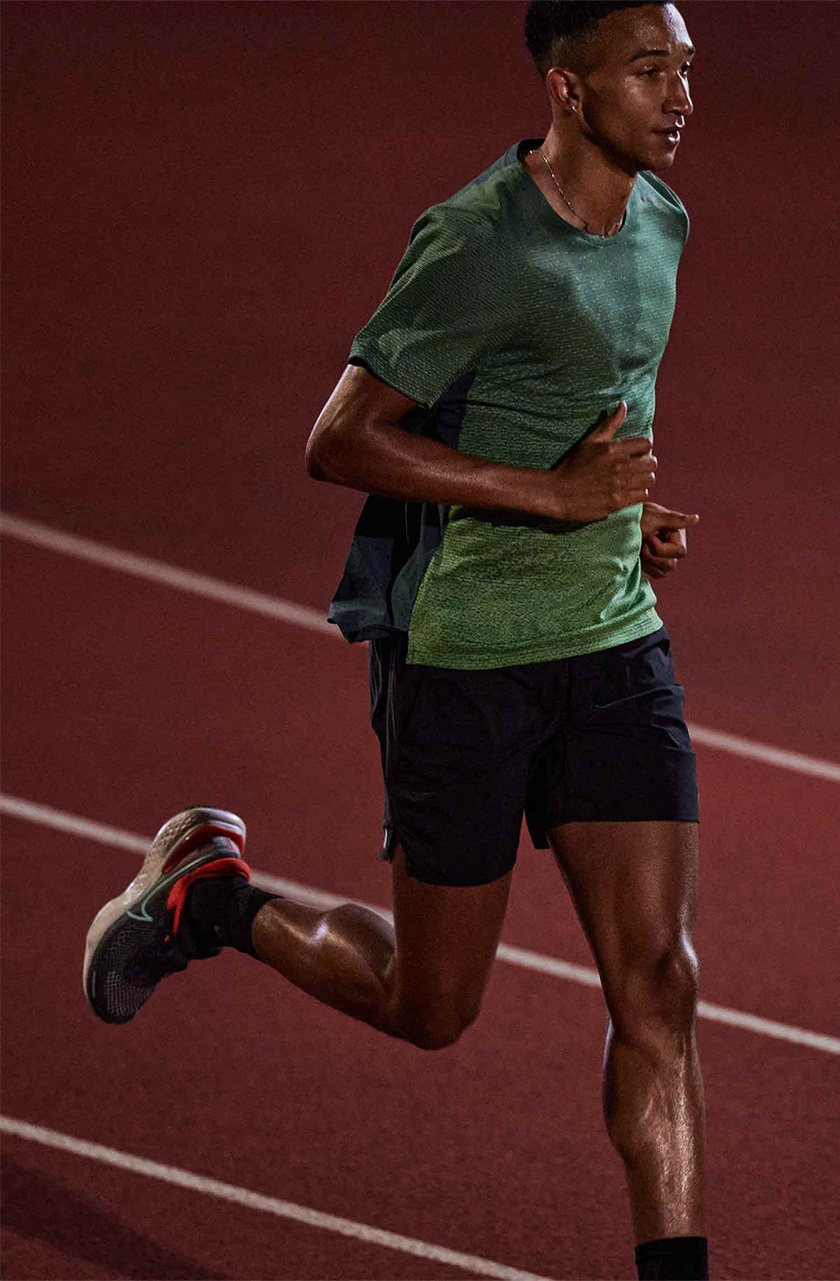 React Infinity,ZoomX Invincibl 今早 Nike 发布两双新跑鞋!ZoomX 家族再添新成员!