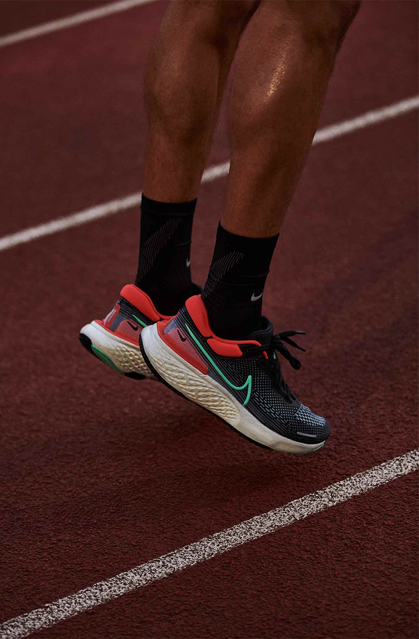 React Infinity,ZoomX Invincibl 今早 Nike 发布两双新跑鞋!ZoomX 家族再添新成员!