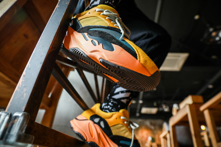 adidas Yeezy Boost 700 Sunåå:registered:æ¥æå:registered:ä»·