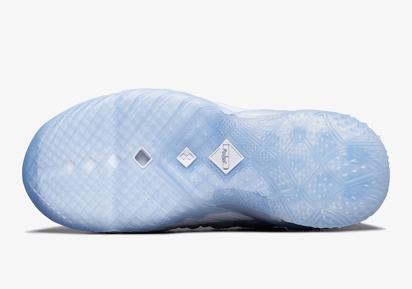 Nike LeBron 18 NRG GS Blue Tint White Clear CT4677-400 Release Date