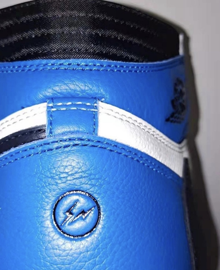 Travis Scott Fragment Air Jordan 1 High Royalåå:registered:æ¥æ