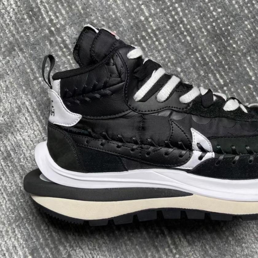 sacai,Nike,Jean Paul Gaultier  熟悉的唐老鸭后跟!sacai x Nike 三方联名最新实物曝光!