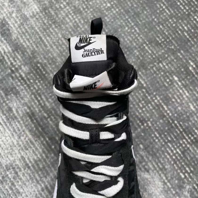 sacai,Nike,Jean Paul Gaultier  熟悉的唐老鸭后跟!sacai x Nike 三方联名最新实物曝光!