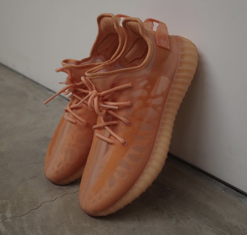 yeezy boost 350 v2,adidas yeezy全系列 adidas yeezy boost 350 v2 mono clay release date