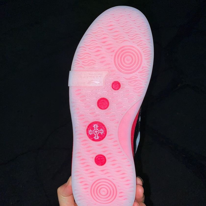 滑板鞋,李宁  神秘李宁签名滑板鞋曝光！蝉翼 + 䨻，配置够高啊！