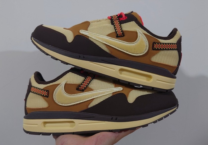 全新travisscottxnikeairmax1实物图曝光