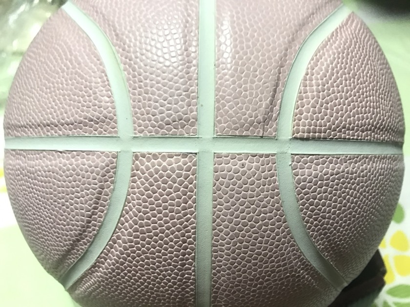 Nike联名粉色篮球