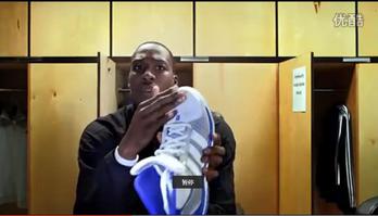 广告:adidas Dwight Howard adiPower Howard