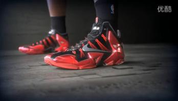 广告：Nike LeBron 11 \'Away\'