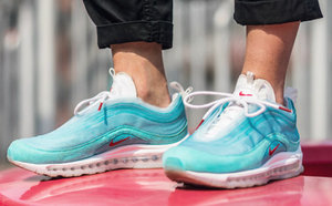 球鞋开箱60秒——Air Max 97 上海限定