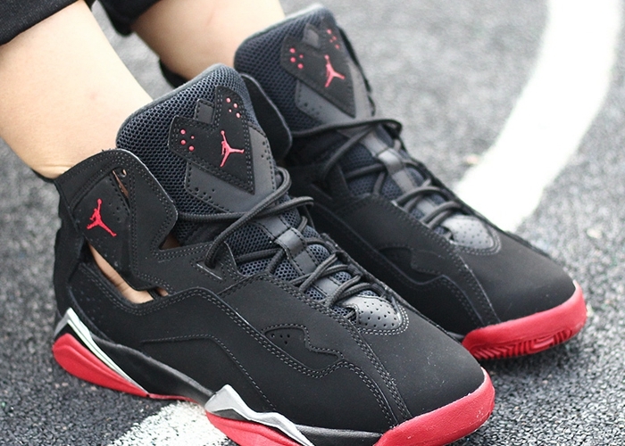 air jordan true flight 黑红 aj7加强版篮球鞋 342964-001