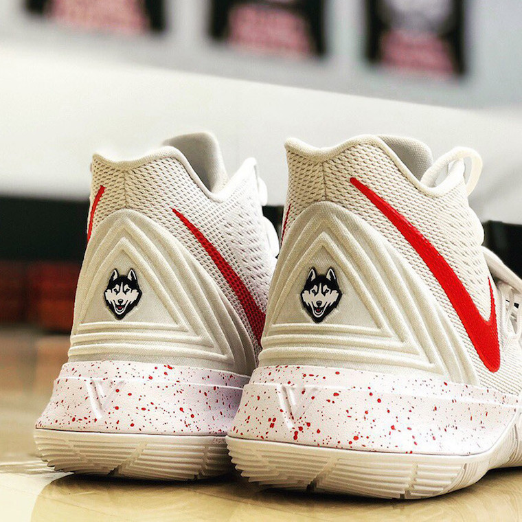 uconnhuskies專屬你沒見過的全新nikekyrie5