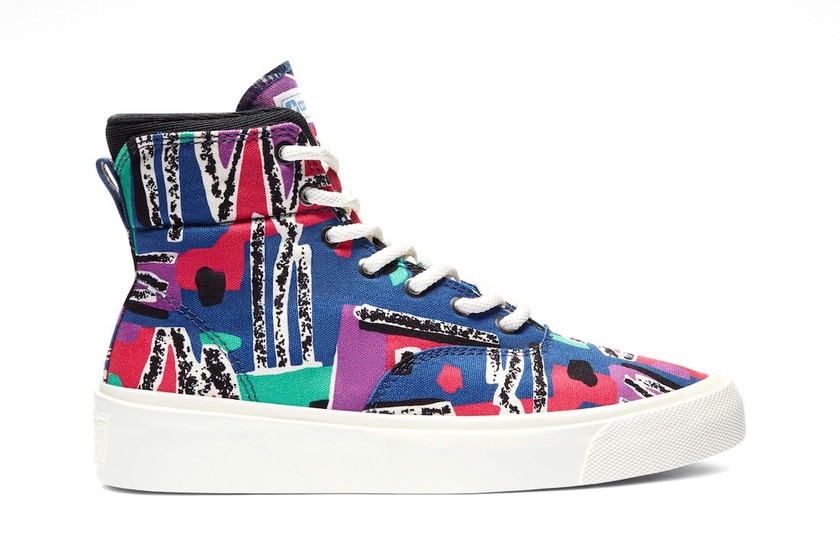 画风相当艺术fearofgodessentialsxconverse新联名下周发售